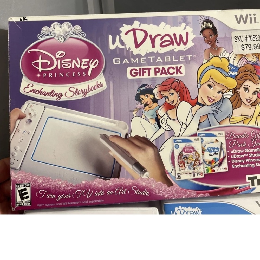 uDraw Game Tablet Studio  & Disney Princess: Enchanting Storybooks Nintendo